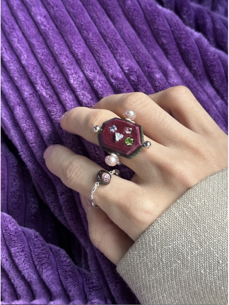 Gem-Inlaid Flowing Dewdrop Pearl Ring