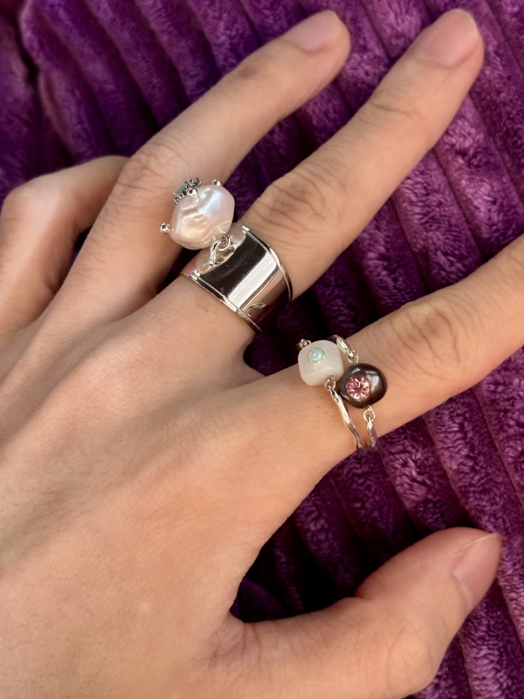 Gem-Inlaid Flowing Dewdrop Pearl Ring