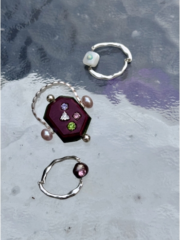 Gem-Inlaid Flowing Dewdrop Pearl Ring