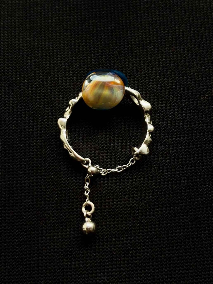 Double-Sided Reversible Flowing Dewdrop Chain Ring