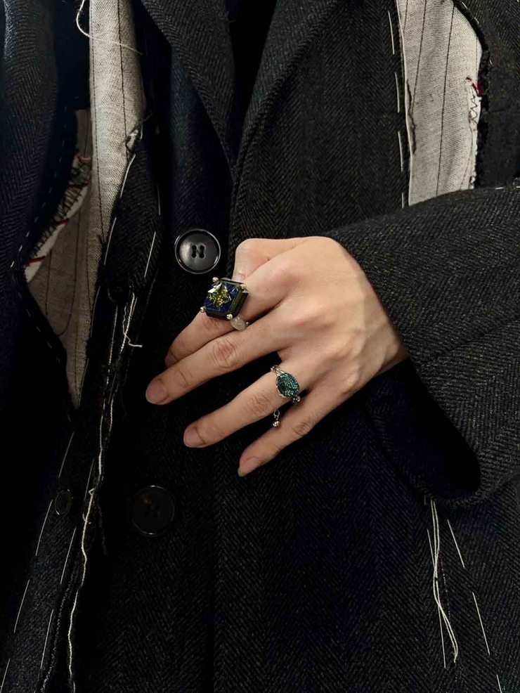 Royal Blue Rare Leather Hand-Cut Gemstone Ring