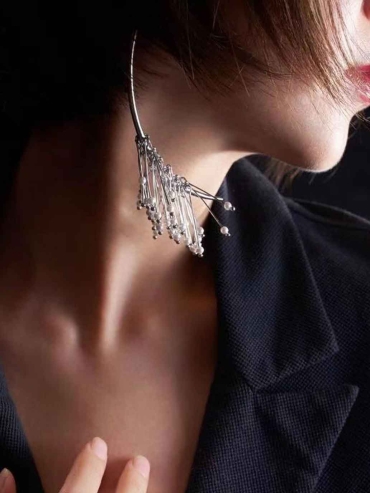 Silver Rain Pine Pearl Half Drop Earrings