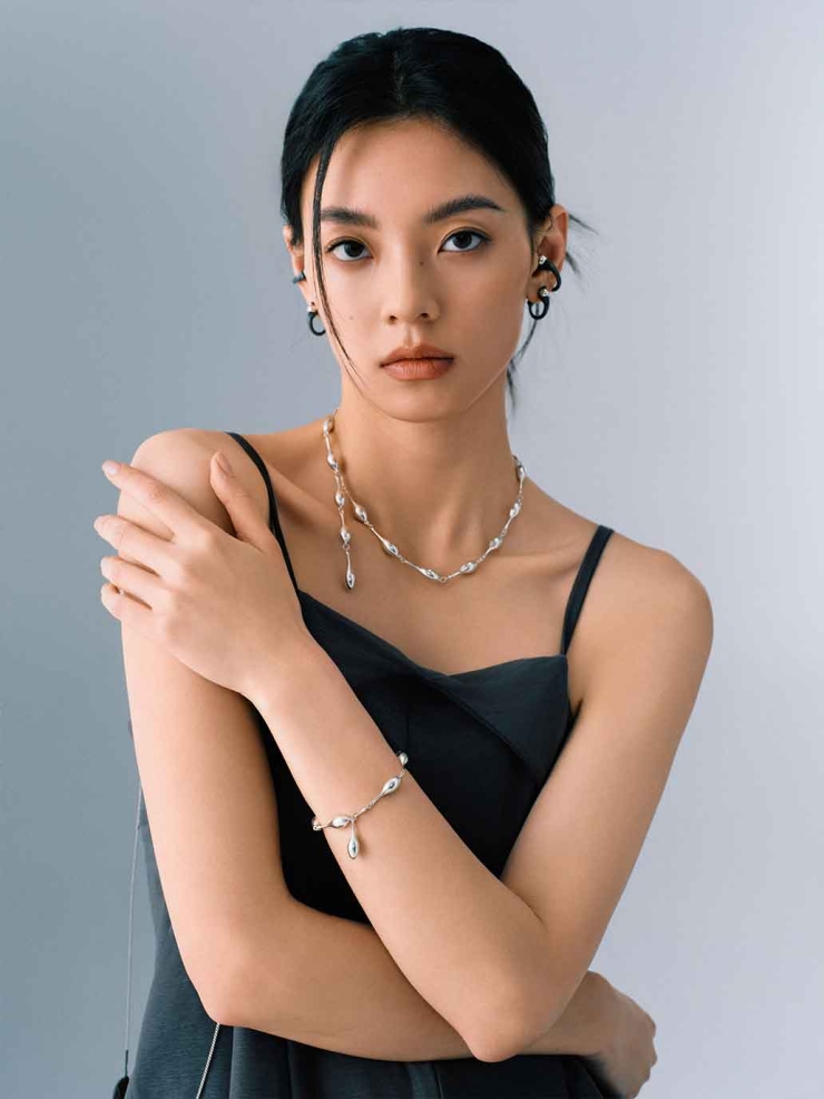 Silver Atomic Falling Teardrop Bracelet