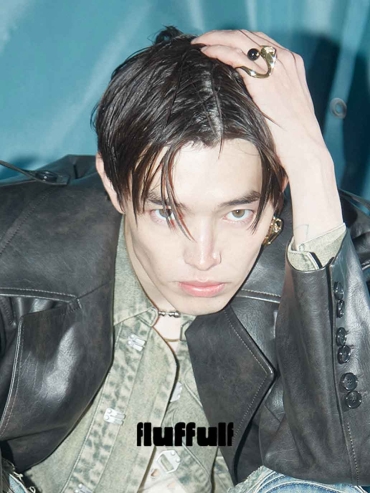 Silver Flowing Heart Cell Double Finger Ring