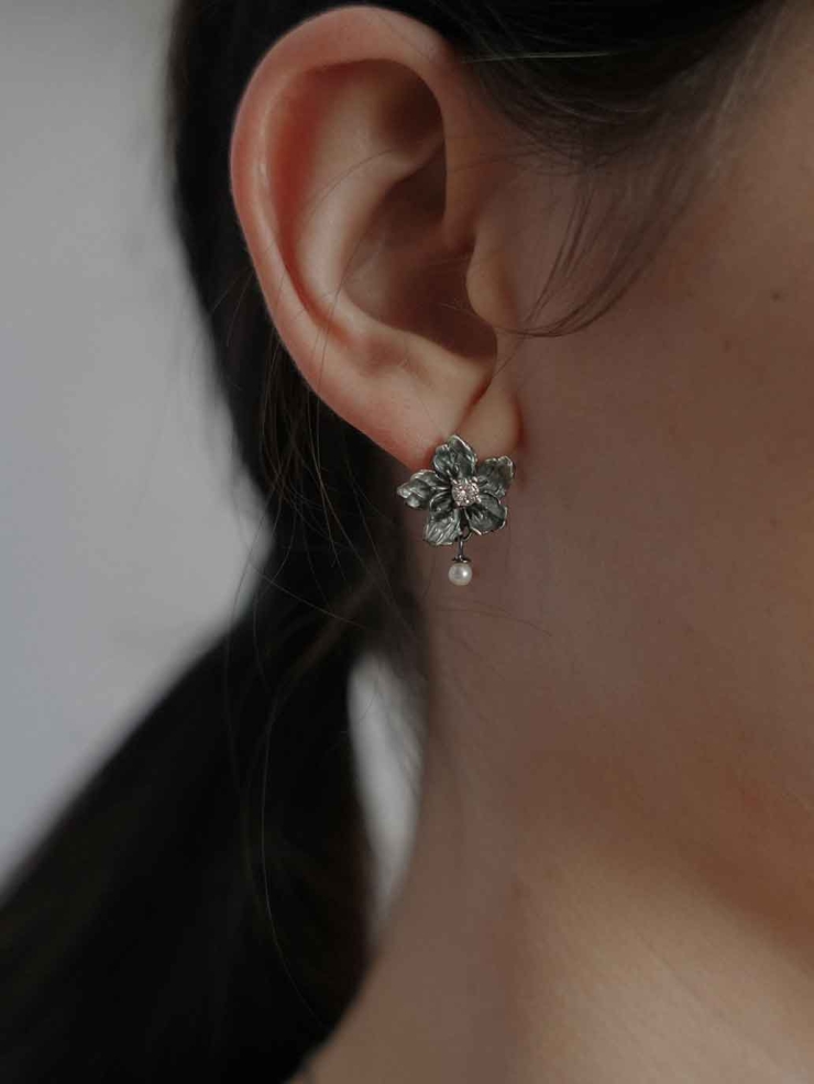 Black Moonlit Flower Earrings