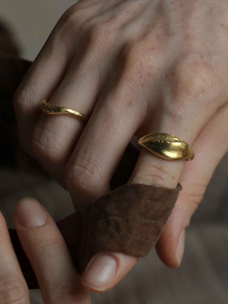 Gold Cloud Mist Dome Ring
