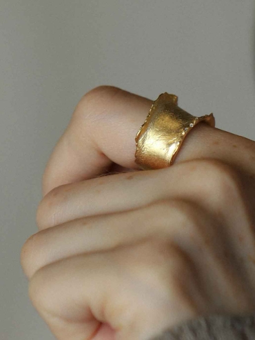 Gold Phantom Dream Ring