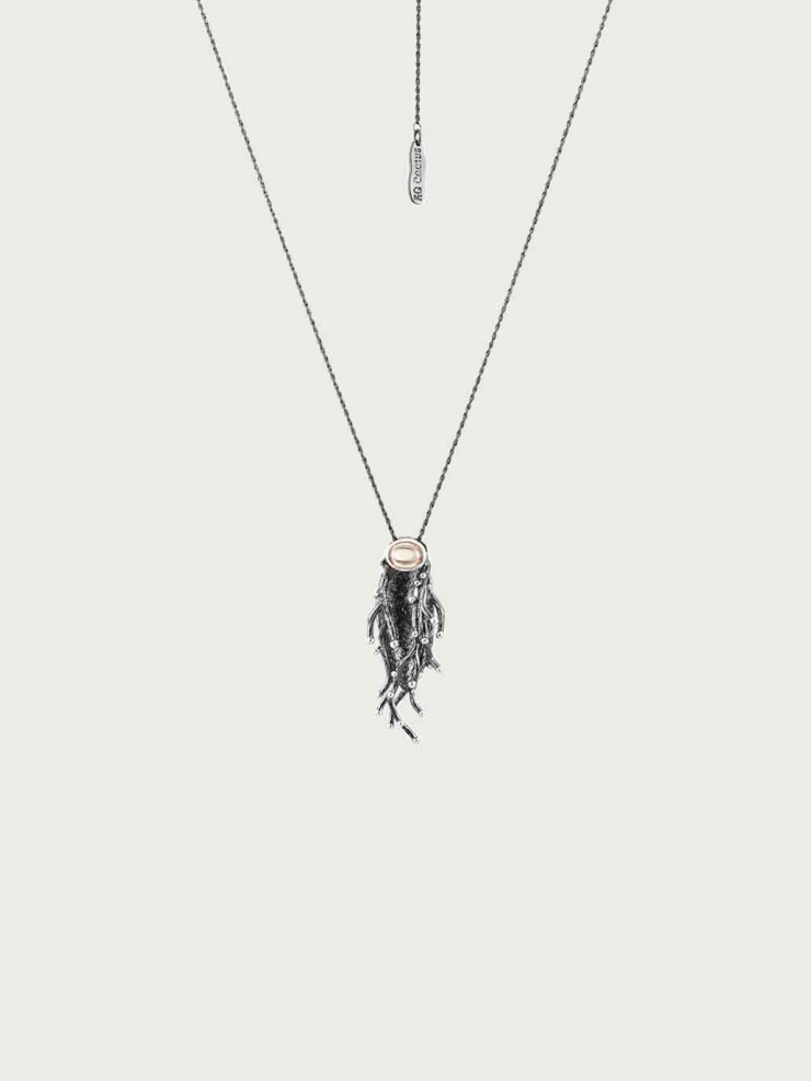 Nature's Noir Black Twining Vine Neclace