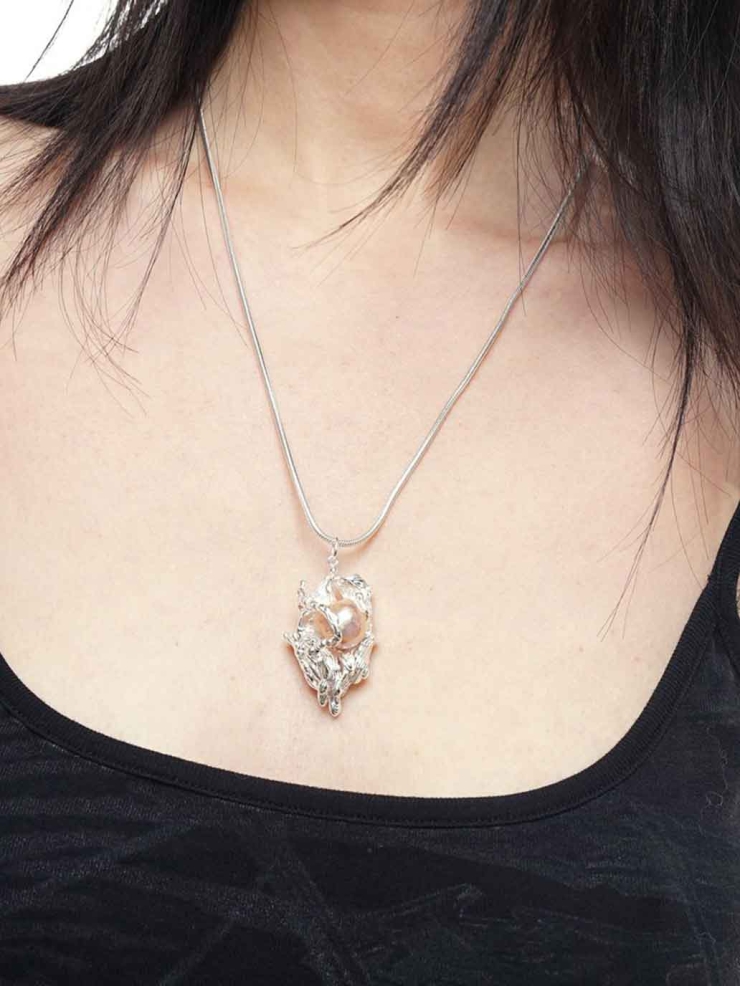 The Fluent Arc White Frozen Flow Necklace