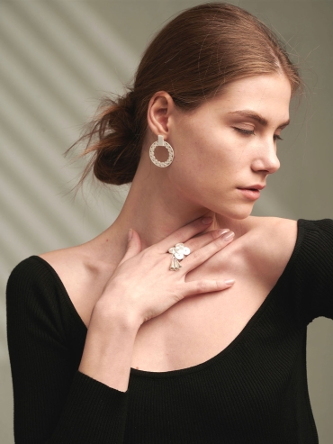 WUTUO- 18 earrings