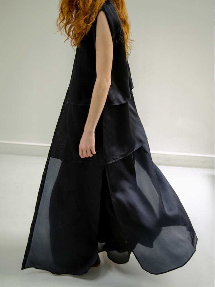Deep navy sleeveless layered button down dress