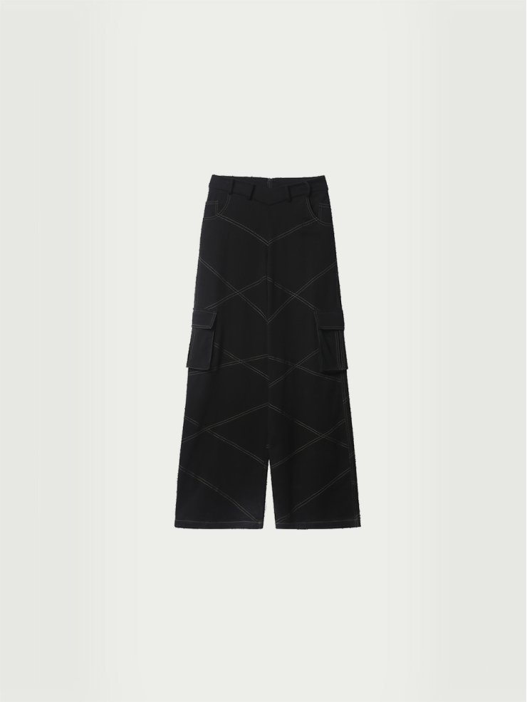 Black V-waist cargo sweatpants