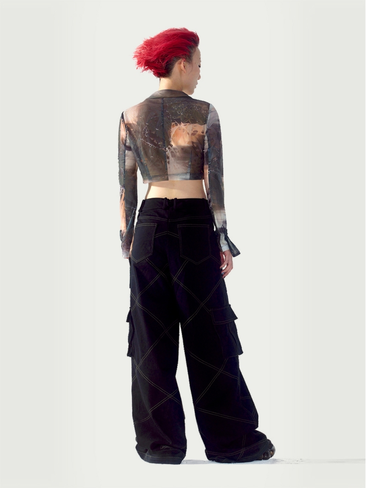 Black V-waist cargo sweatpants