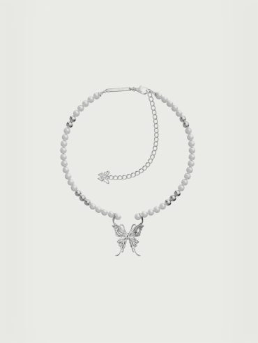 Liquefied butterfly pearl necklace