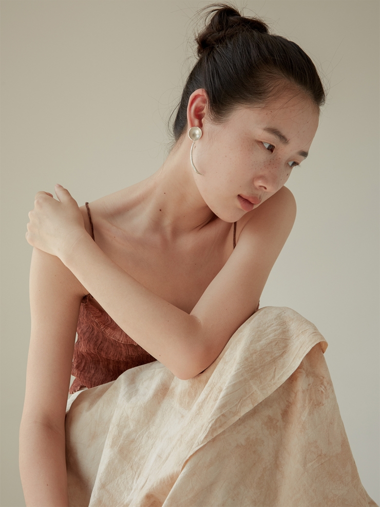Shell earrings with hanyings