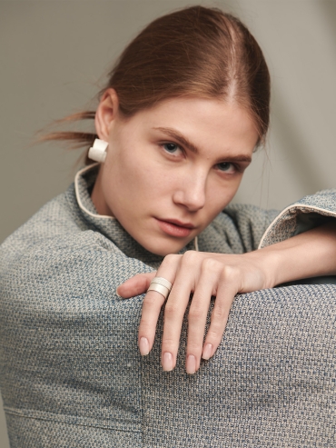 Le caillou ring