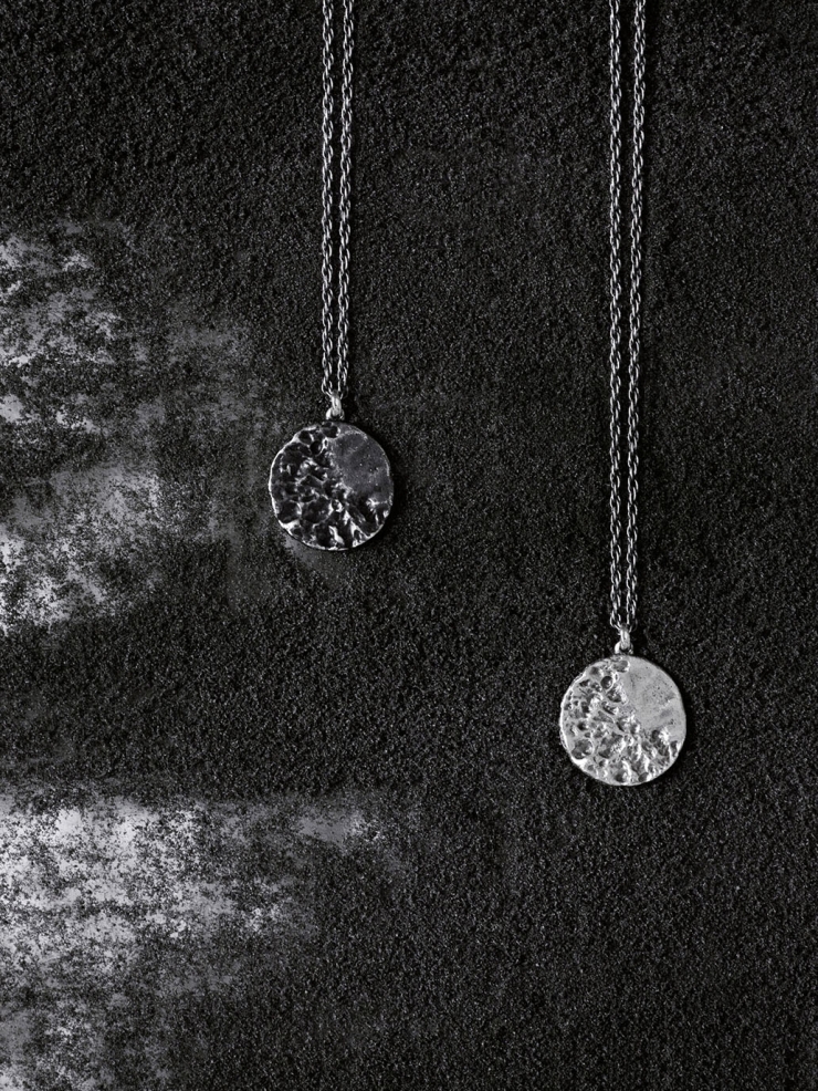 Silver merge necklace