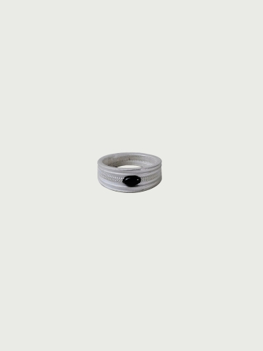 Horizontal weave black agate ring