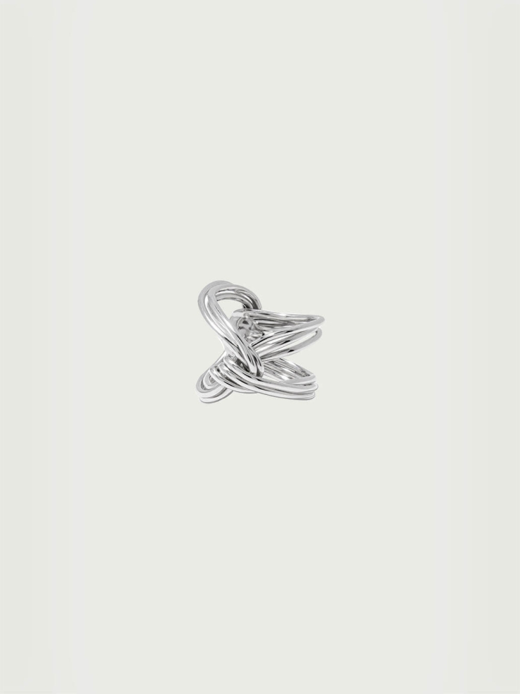 Three lines knots ring