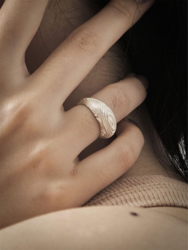 Silver oval ring