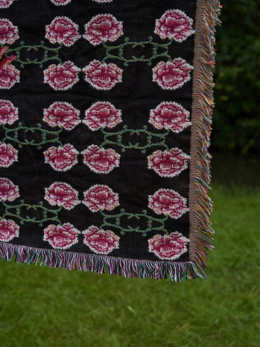 Black and pink coiling dragon and peony blanket
