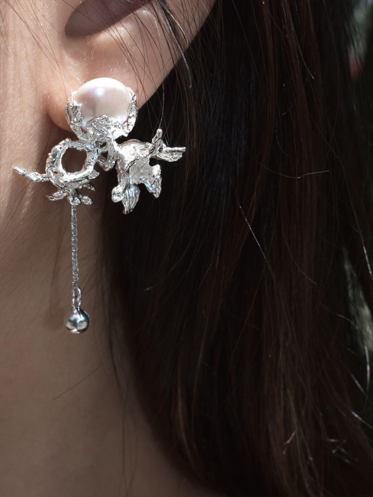 Silver cymbidium earring - single