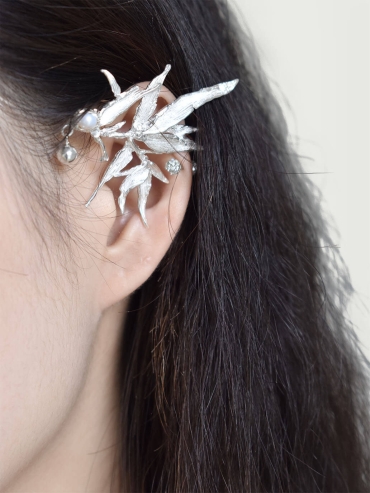Silver bamboo ear clip - single