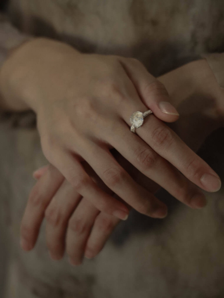 Silver carved round ring