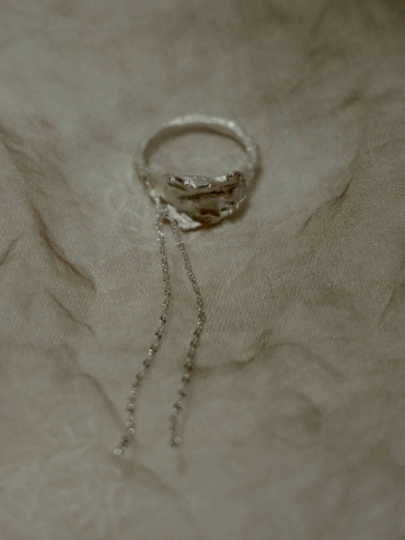 Silver carved ring with chain