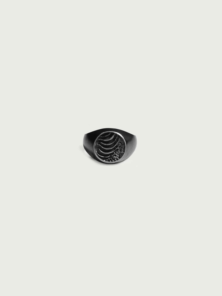 Black corrosion ring