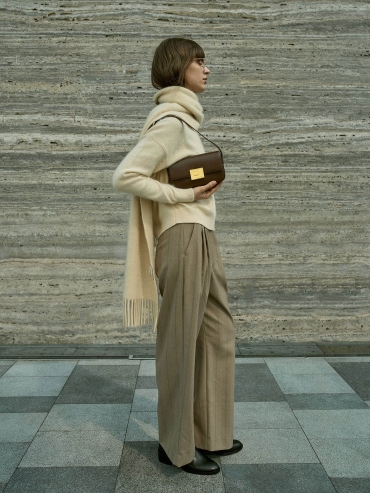 Chocolate Small Book Lock Baguette Bag