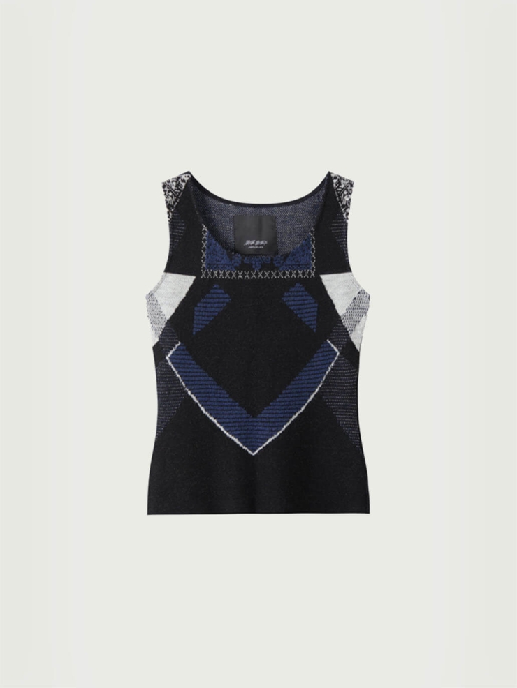 Mixed black knit tanktop with traditional geometric pattern