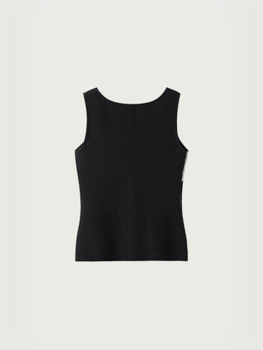 Mixed black knit tanktop with traditional geometric pattern
