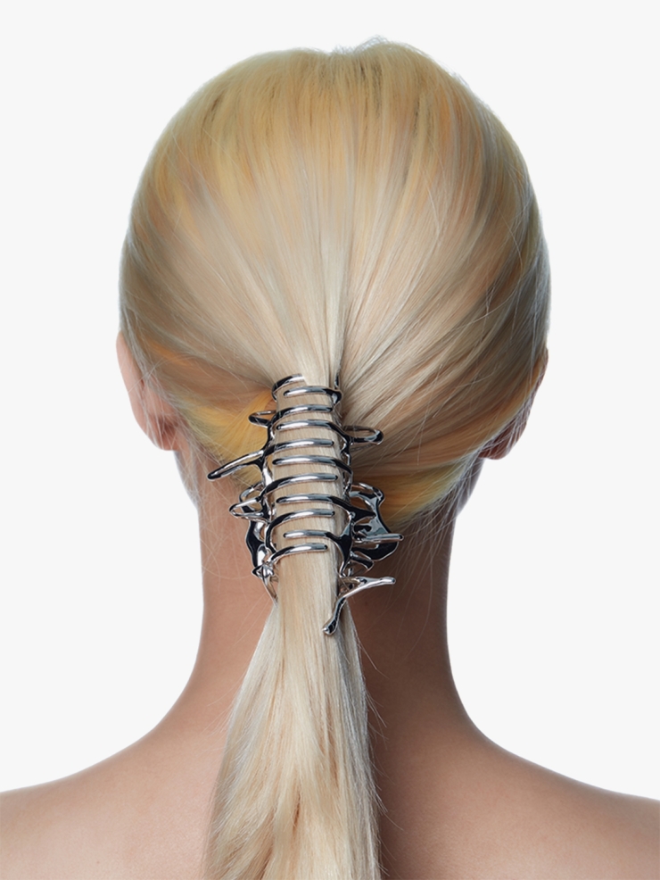 Liquefied metal hair gripper with ring buckle