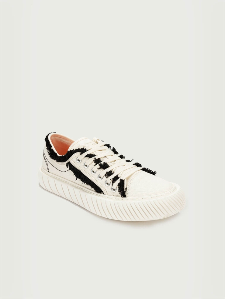 Formula low white/black sneakers