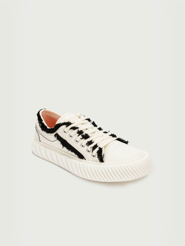 Formula low white/black sneakers