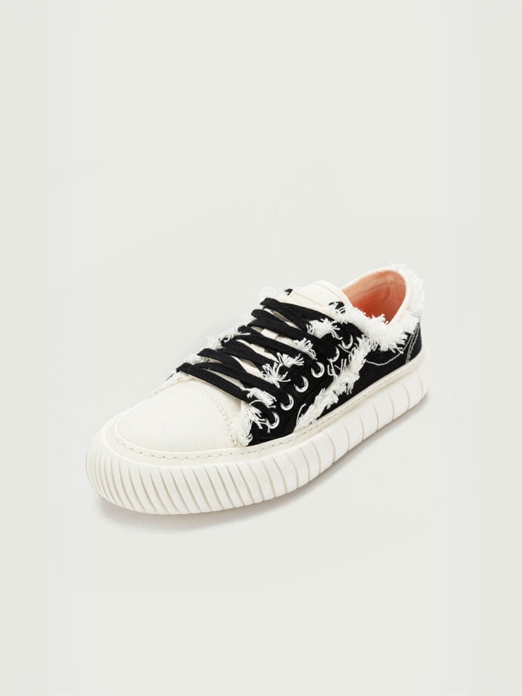 Formula low black/white sneakers