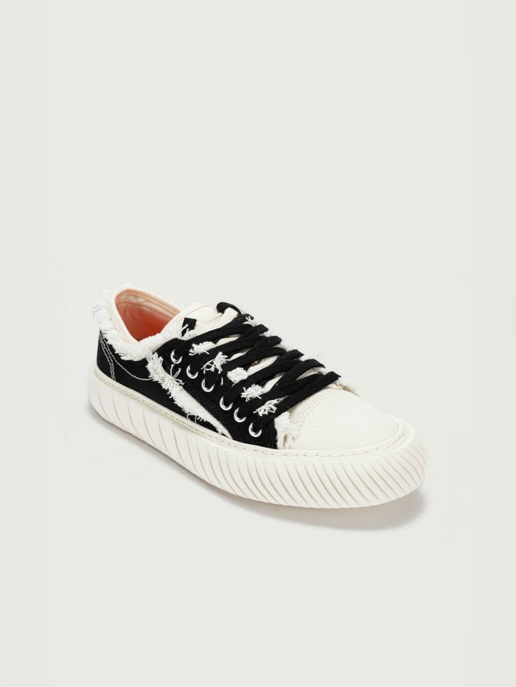 Formula low black/white sneakers