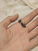 A Floral Note Ring