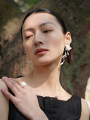 prestashop:1:1007:4509 | White magnolia earrings with jade