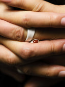 prestashop:1:2213:7189 | Silver and red revolve amber ring