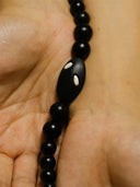 prestashop:1:2218:17880 | Silver and black ebony grain, beaded choker