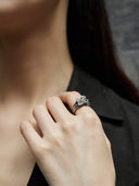 prestashop:1:2784:14618 | Black petal ring inlaid with zircon
