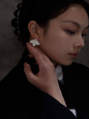 prestashop:1:3010:15574 | Silver Half Lotus Stud Earring - single