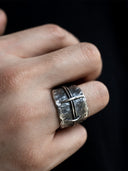 prestashop:1:336:1029 | Nestling collection black&white silver ring