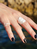 prestashop:1:367:19040 | HENG-Gender Neutral Curved Ring