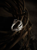 prestashop:1:3977:13580 | White Hidden Branch Ring