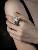 prestashop:1:4521:21980 | Silver Dark Camellia Ring