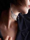 prestashop:1:5162:25098 | Silver Rain Pine Pearl Half Drop Earrings