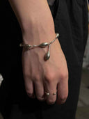 prestashop:1:5213:25104 | Silver Atomic Falling Teardrop Bracelet